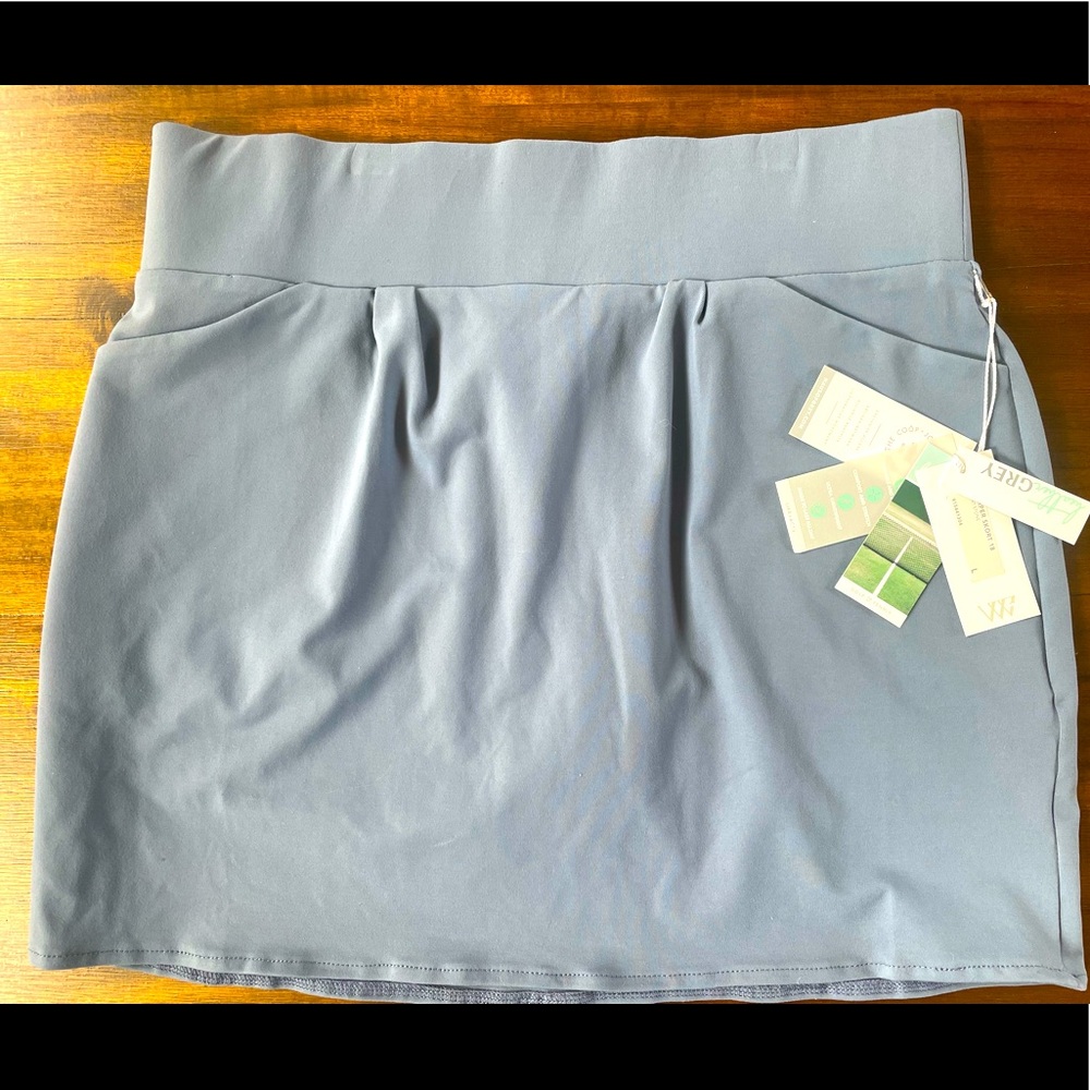 Haus of Grey Golf Tennis Skort. Size L. *NEW*